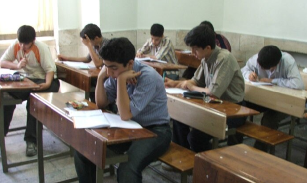 زبان فرانسه از سال تحصیلی آینده،به دروس آموزش مدارس افزوده می‌شود