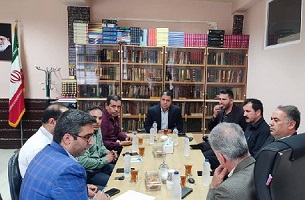 مکان مناسبی برای دستفروشان و خودروهای میوه فروشی در ایلام طراحی می شود