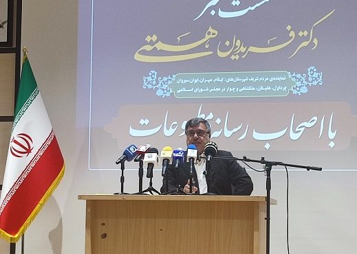 ملت ما با غیرت ملی، در مقابل دشمن می‌ایستد و متجاوز هم آسیب جدی می‌بیند