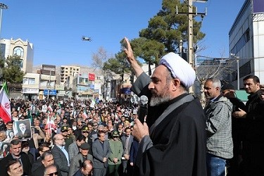 مردم ولایت مدار استان ایلام با سومین رهبر انقلاب، بیعت تاریخی کردند