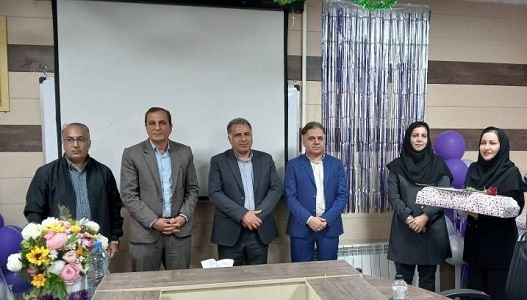 همکاران بازنشسته مرکز بهداشت شهرستان ایلام تقدیر شدند همکاران بازنشسته مرکز بهداشت شهرستان ایلام تقدیر شدند