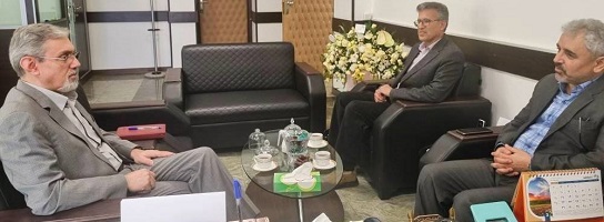 توجه ویژه به مطالبات معیشتی کادر سلامت نقش مؤثری در ارتقاء انگیزه و کیفیت خدمات‌رسانی دارد
