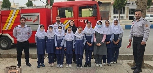 طرح آموزش مهارت‌ های ایمنی و آتش‌ نشانی در مدارس ایلام برگزار شد