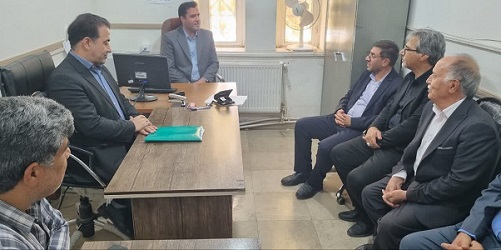 بزرگان و معتمدان جامعه با حضور مؤثر در میدان عمل، به حل اختلافات مردم کمک کنند